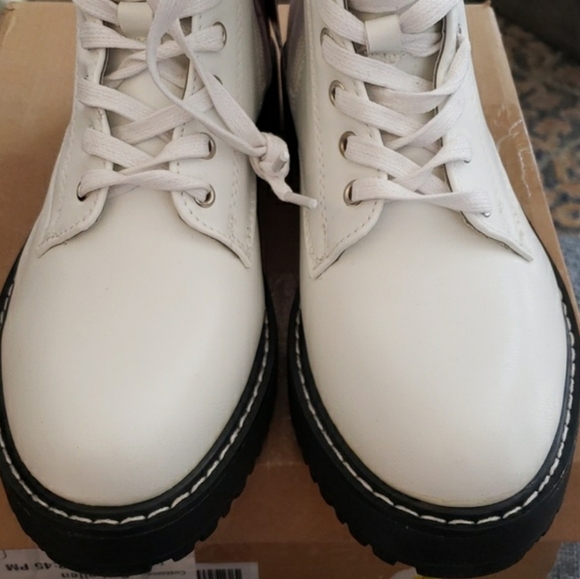 Hawkwell White Combat Side Zipper Lace up Ankle Booties Size 11 - Picture 4 of 12